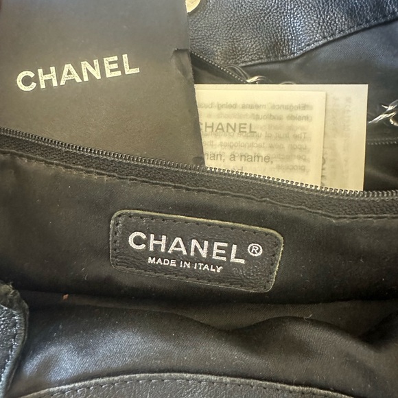 Chanel - Petite Cocos Cabas Tote - Picture 2 of 2